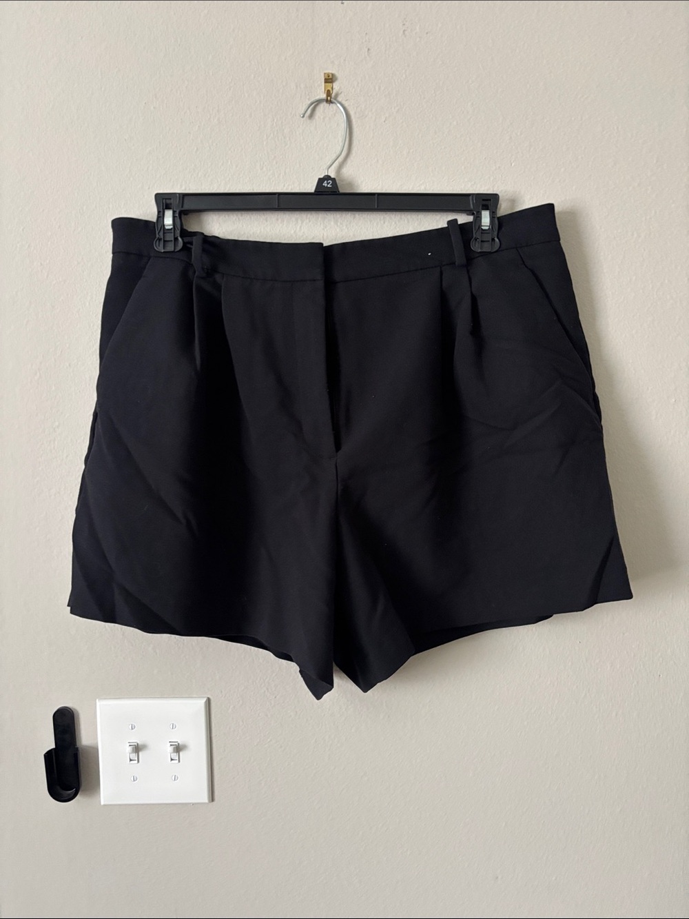 Abercrombie & Fitch Black Women's Tailored High-Rise Shorts